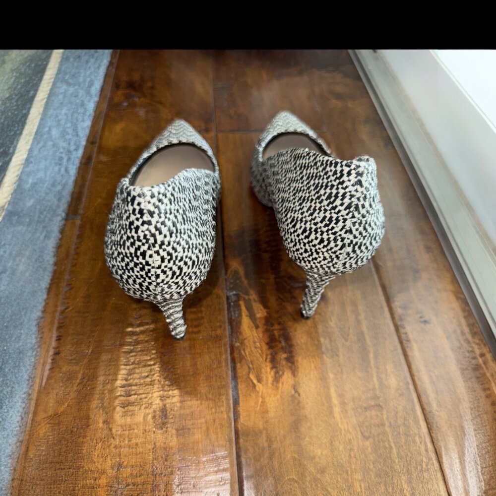 Alfani Step ’n Flex Woven Pointed-Toe Heels | Black & White | Size 8M - Picture 7 of 9